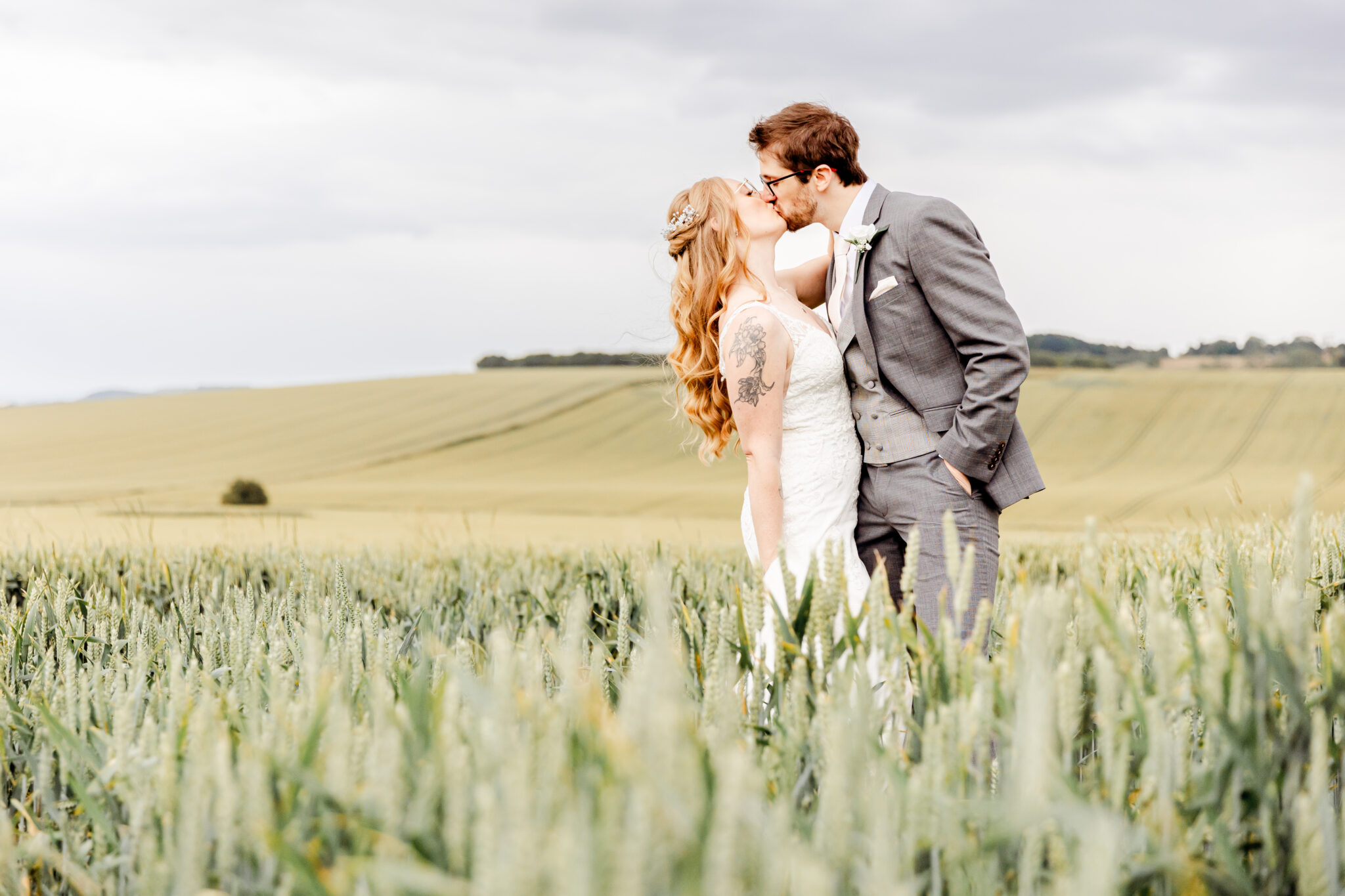 bride and groom ridgeway barns